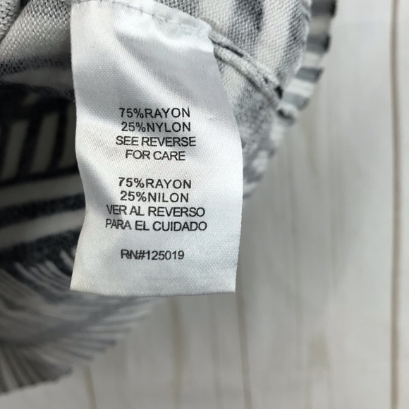 Josep A Tribal White Sleeveless Top Size L - Picture 6 of 6